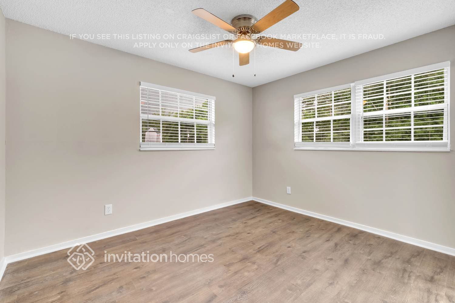 Building Photo - 8061 Delaroche Dr
