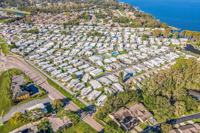 Building Photo - 1208 Lee St