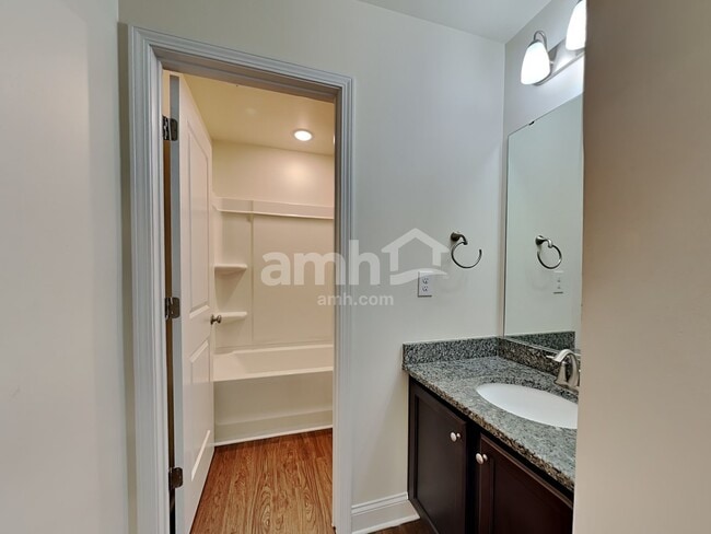 Building Photo - 13037 Wishsong Ct