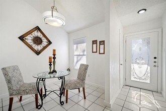 Building Photo - 2614 Howellwood Wy