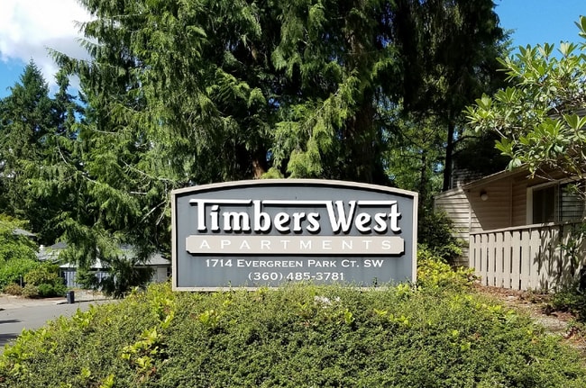 Primary Photo - 1714 Evergreen Park Ct SW