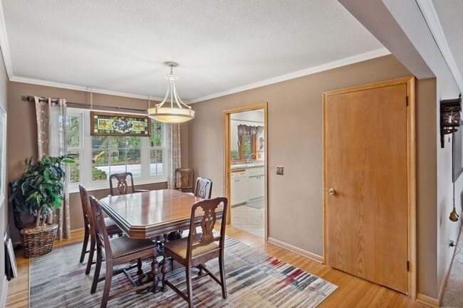 Building Photo - 6429 Mendelssohn Ln