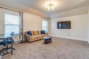 Building Photo - 4416 Lakeview Dr