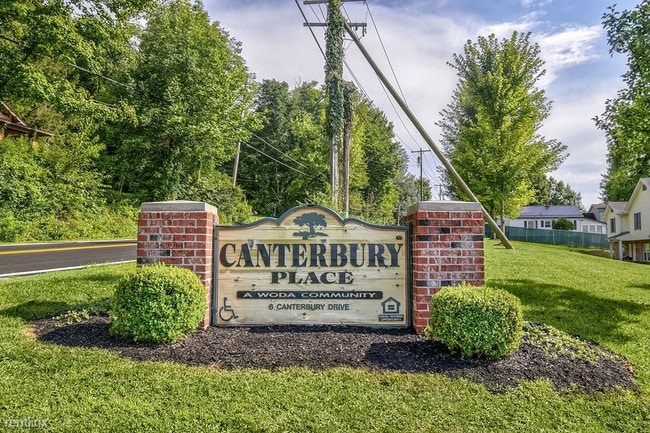 Building Photo - 3 br, 1.5 bath Townhome - Canterbury Place