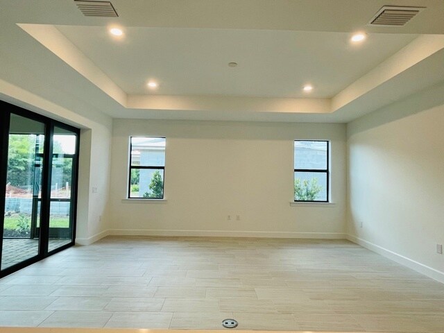 Building Photo - 1962 Tripletail Ln