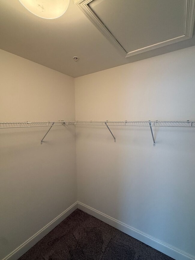 Building Photo - Spacious 4-Bedroom Townhome with Garage in Prime Columbia/Elkridge Location