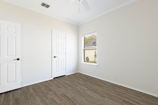 Building Photo - Boerne, TX -Gorgeous home in Kendall County Estates
