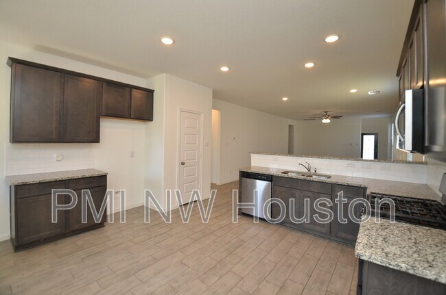 Building Photo - 5602 Tabula Rasa Dr