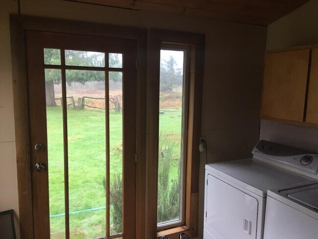 Building Photo - 5839 Logsden Rd