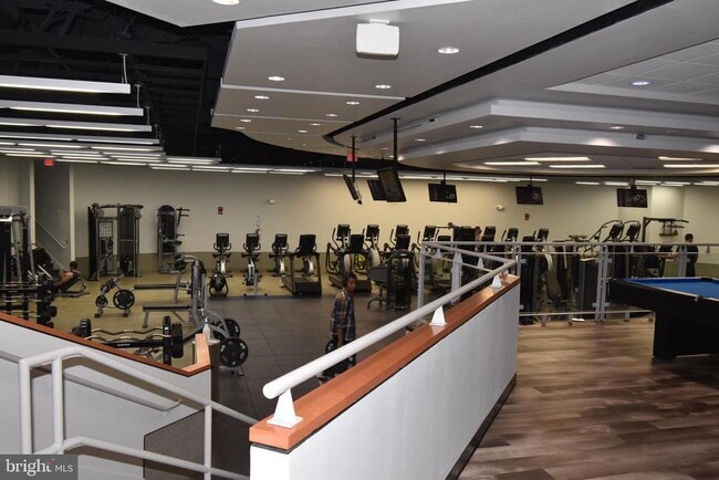 Building Photo - 1121 Arlington Blvd