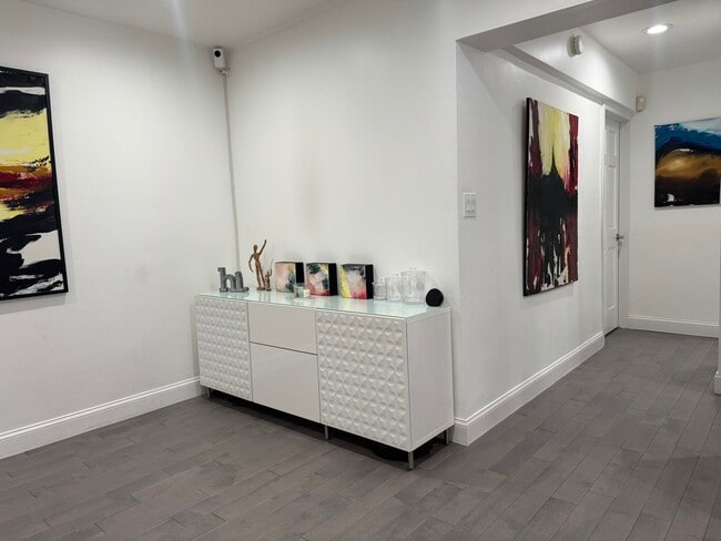 Building Photo - 64-35-35 Yellowstone Blvd