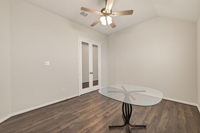 Building Photo - 6123 Severson Lake Ct