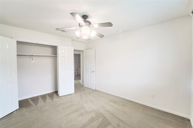 Building Photo - 9518 Denfield Ln