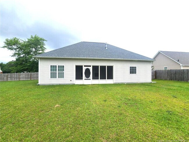 Building Photo - 265 Carolina Oaks Cir