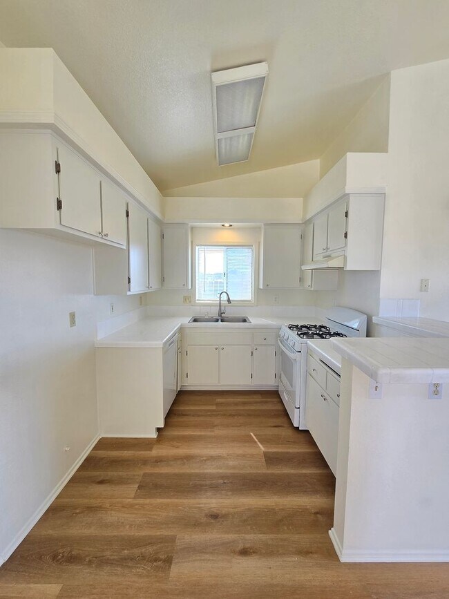 Building Photo - 21411 Hacienda Blvd