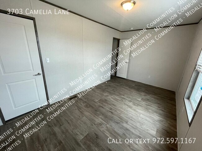 Building Photo - 3703 Camelia