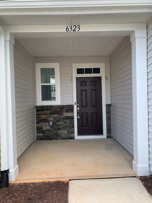Building Photo - 6323 Andante Ave