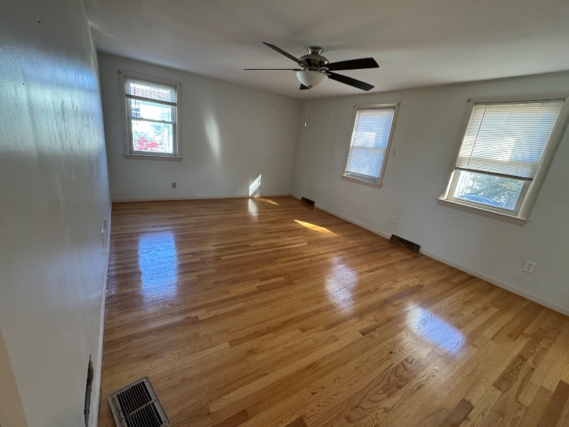 Building Photo - 21 High St