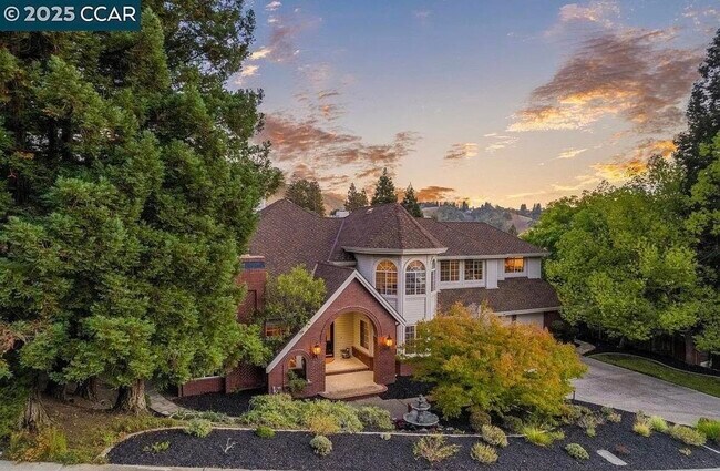 Building Photo - 3109 Stonegate Dr