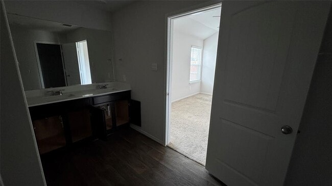 Building Photo - 408 Frogmore Lp