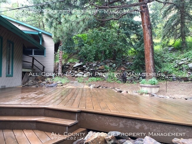Building Photo - Renovated Lefthand Canyon Home