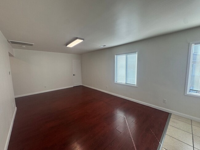 Building Photo - Recently Remodeled 2 Bedroom, on San Pablo Ave, in East Richmond Area
