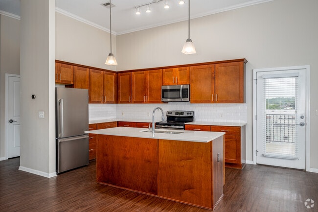 Interior Photo - Oaks Centropolis Apartments