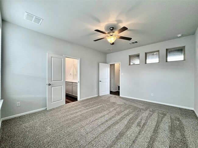 Building Photo - 5701 Pleasanton Pkwy