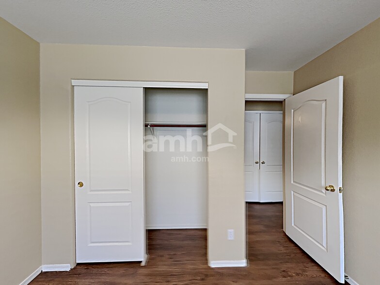 Building Photo - 6426 E Mary Dr