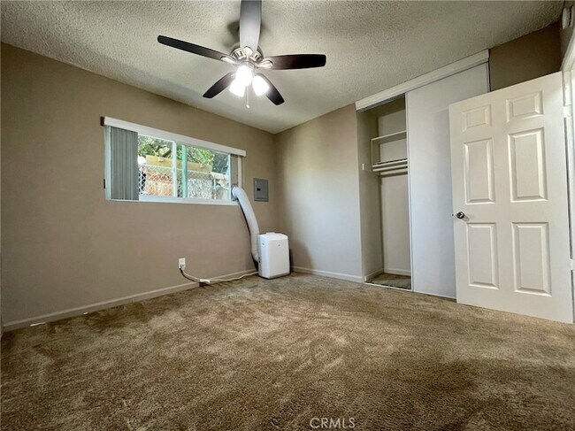 Building Photo - 12437 Harris Ave