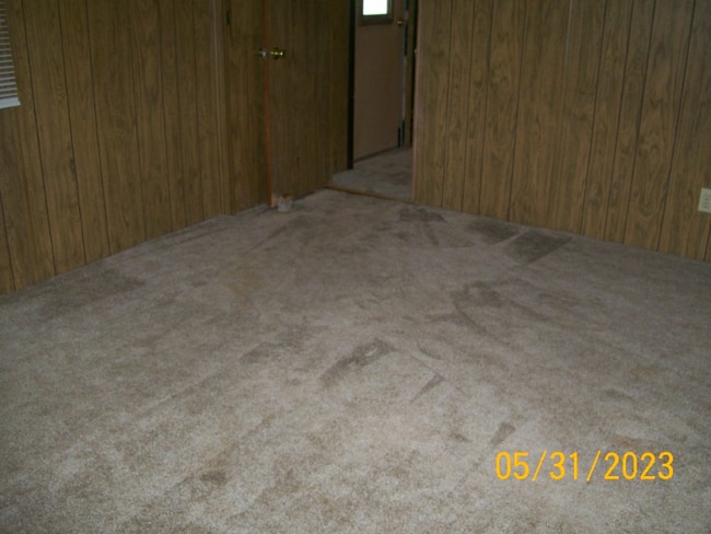 Building Photo - 13 Travertine Ln