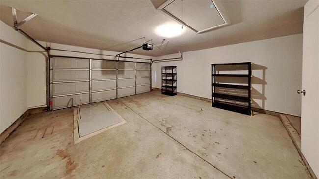 Building Photo - 457 Compass Dr