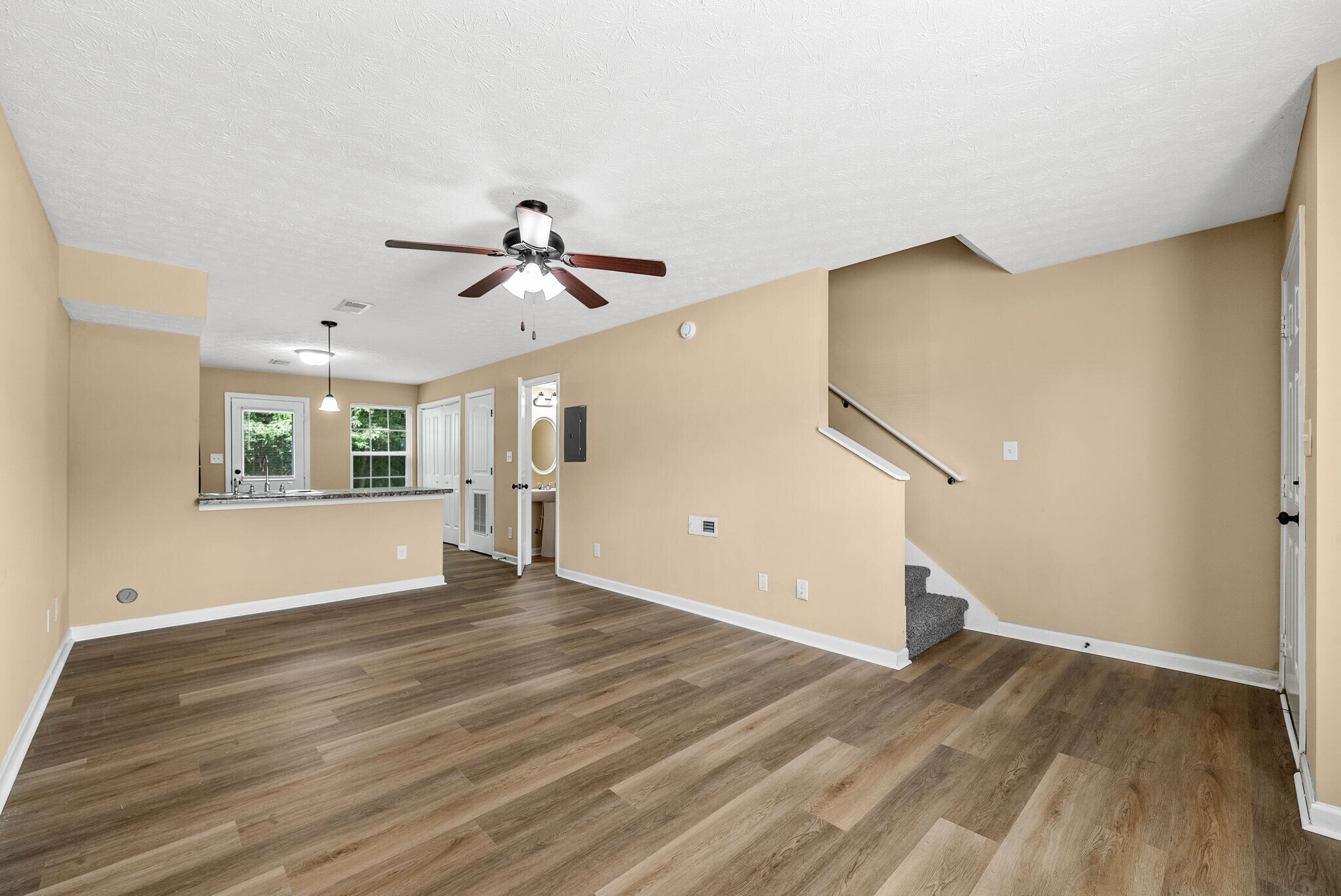 Building Photo - 2260 McCormick Ln