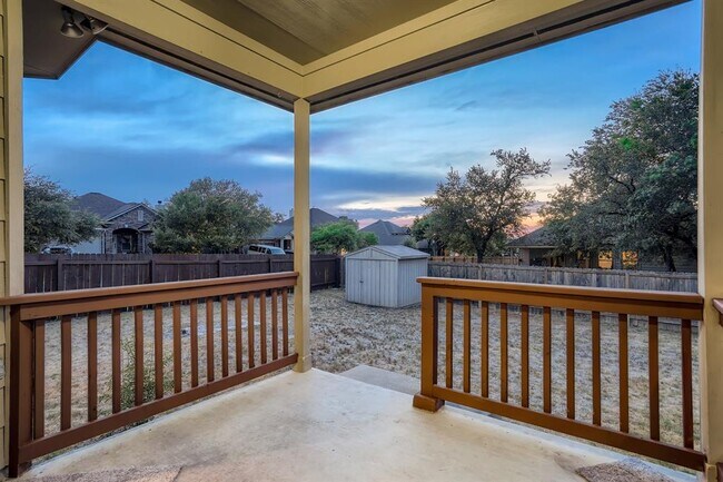 Building Photo - 1813 Paseo Verde Dr