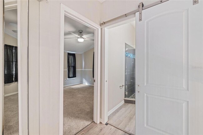 Building Photo - 6001 S Himes Ave