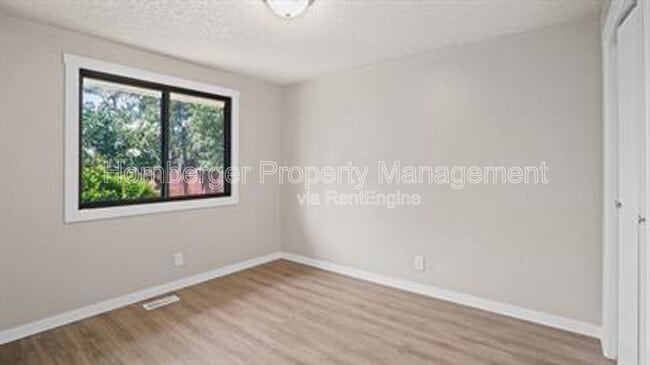 Building Photo - 10420 E Mission Ave