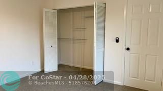 Building Photo - 1440 N Lawnwood Cir