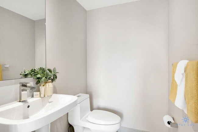 Building Photo - 4112 Jimmy Buffett Mem Hwy