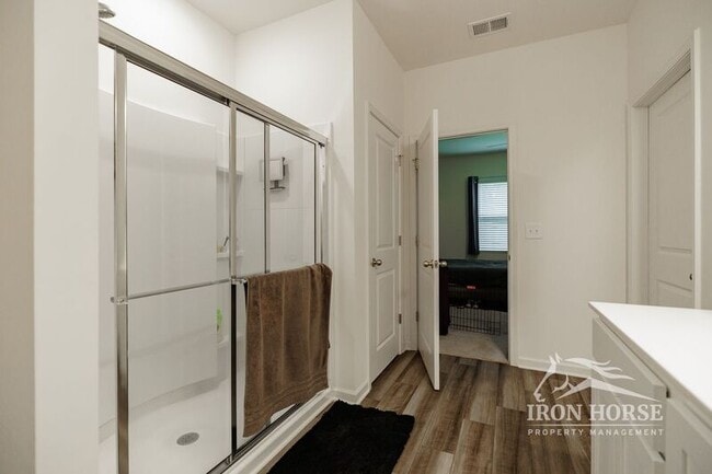 Building Photo - 388 Mccall Wy