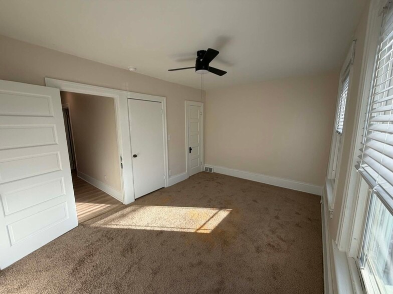 Building Photo - 418 Liberty St