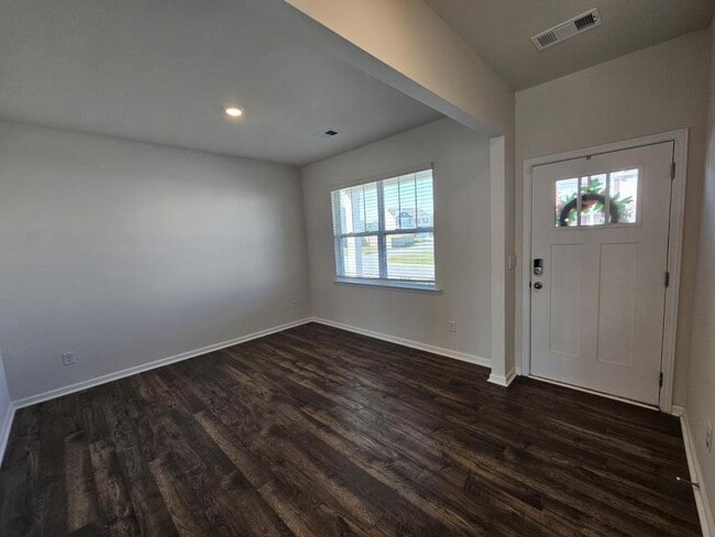 Building Photo - 4309 Remington Ave