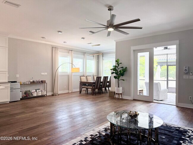 Building Photo - 161 Paradise Valley Dr