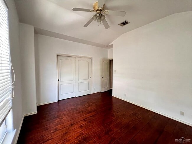 Building Photo - 3304 San Rafael St