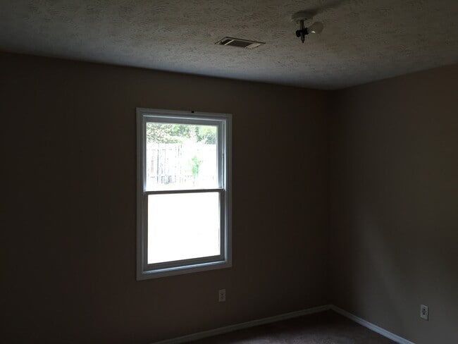 Building Photo - **UPCOMING**Total Electric 3 Bedroom / 2 Bathroom Home for Rent in East Columbus, GA***