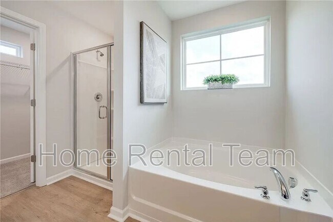 Building Photo - 113 Fenway St