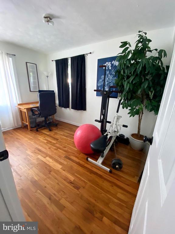 Building Photo - 5705 Denfield Rd