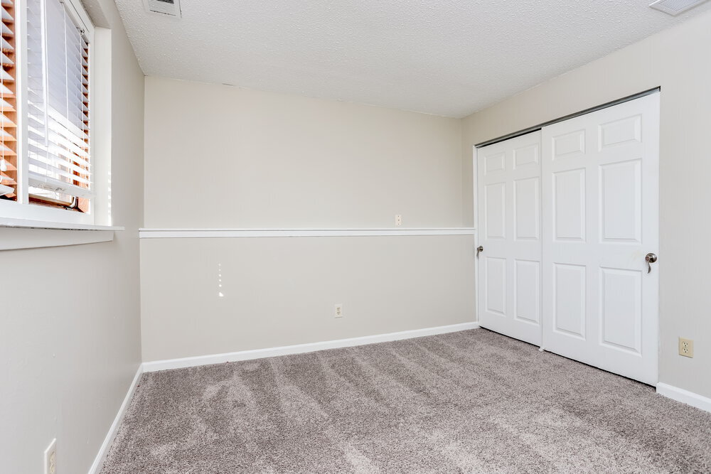 Building Photo - 1253 Advance Dr