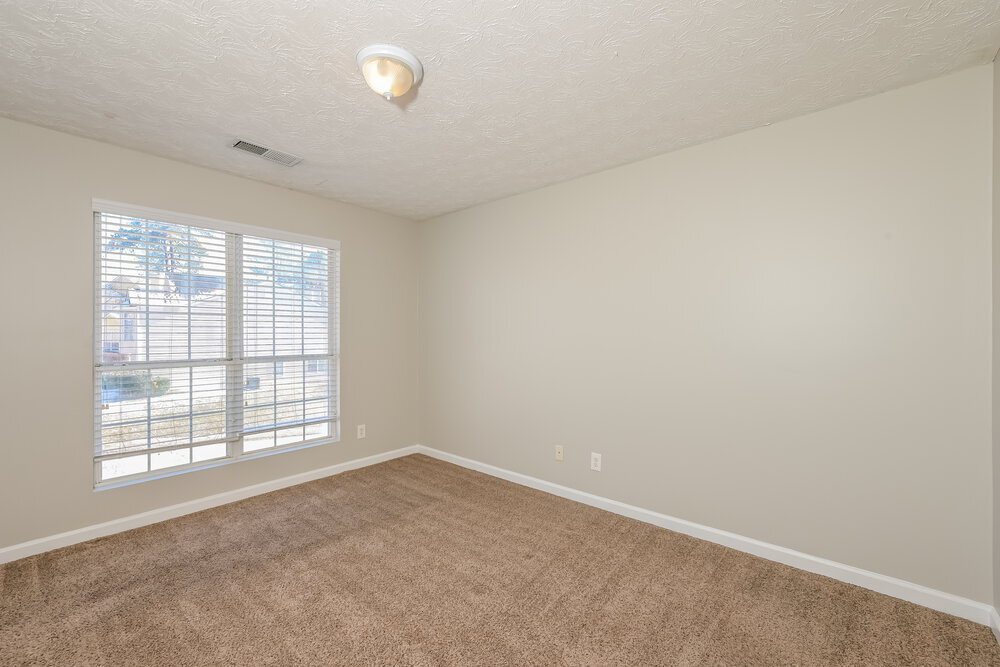 Building Photo - 809 Ashley Ln