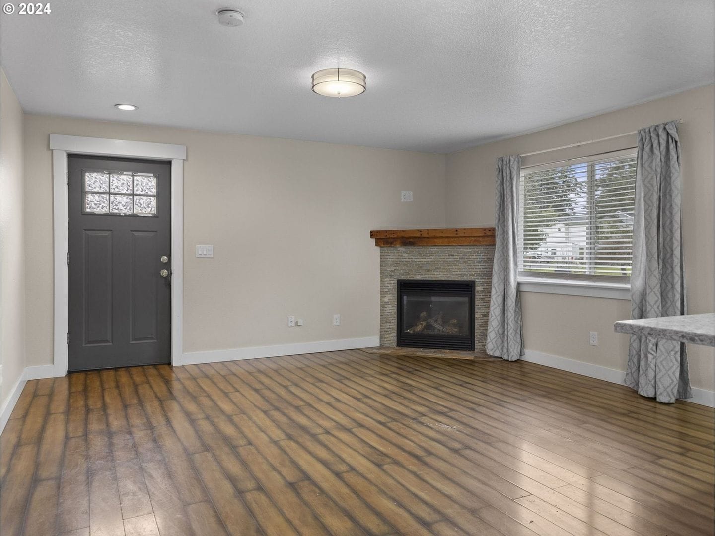 Building Photo - 3610 SE 141st Ave