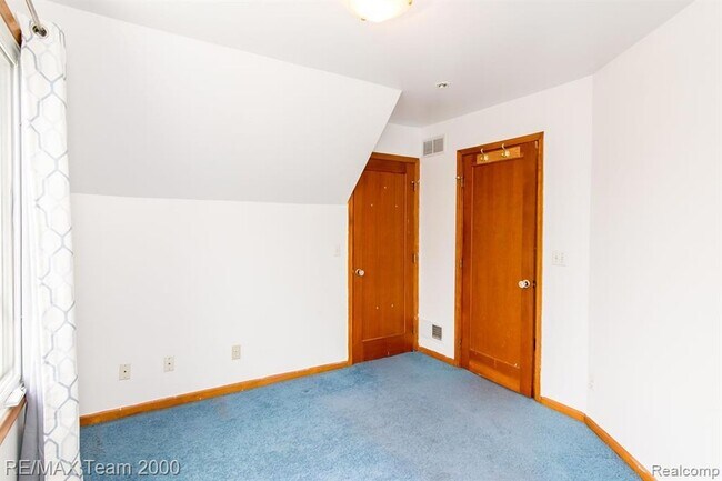 Building Photo - 7527 Hartwell St